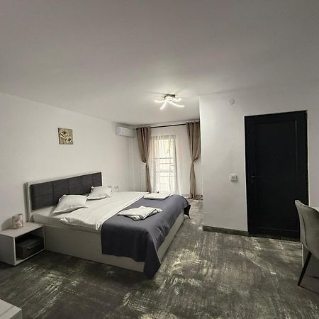 Bam Hotel Vama Veche Exterior photo