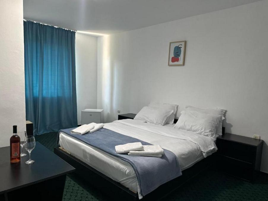 Bam Hotel Vama Veche Exterior photo